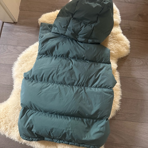 Lululemon Wunder Puff Cropped Vest Medium Forest US10 - Picture 9 of 9
